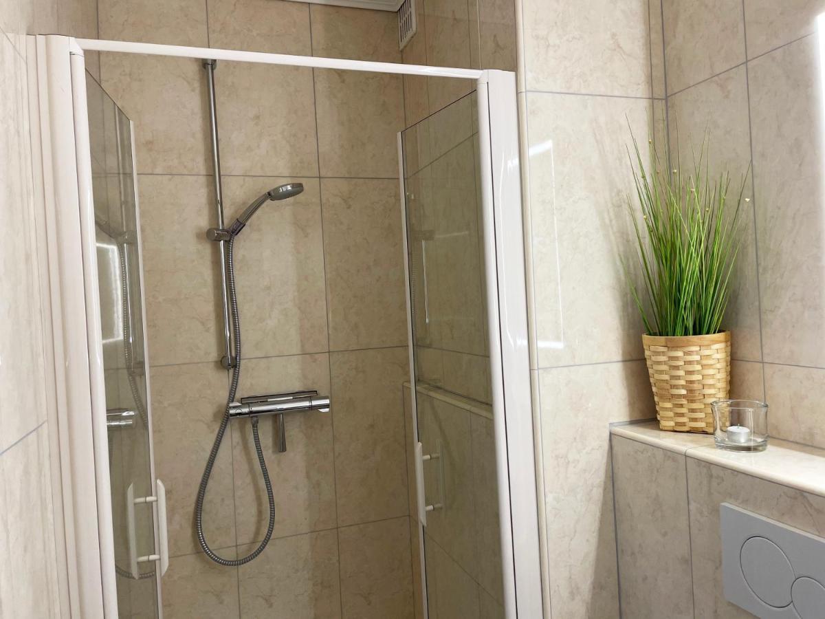 Ferienwohnung Yachthafen-Foerdeblick Gluecksburg Ngoại thất bức ảnh